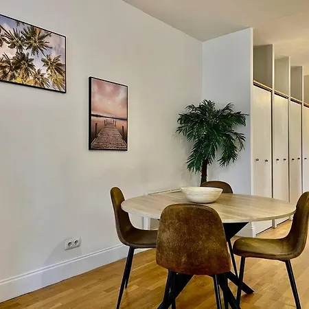 Le Petit Balcon De Verdun - Centre *