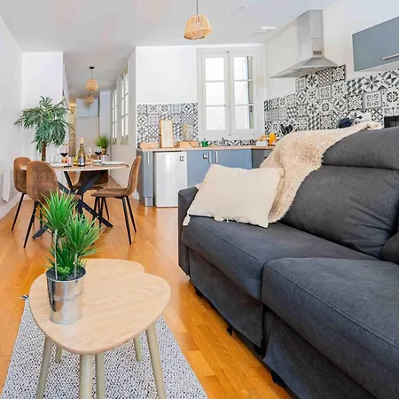 아파트 Le Petit Balcon De Verdun - Charme Francais, Central, Balcon, Equipe