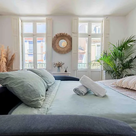 Le Petit Balcon De Verdun - Charme Francais, Central, Balcon, Equipe 아파트 *
