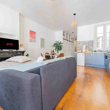 아파트 Le Petit Balcon De Verdun - Charme Francais, Central, Balcon, Equipe