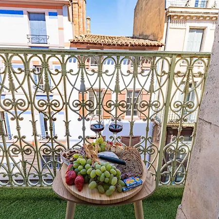 Le Petit Balcon De Verdun - Charme Francais, Central, Balcon, Equipe 아파트