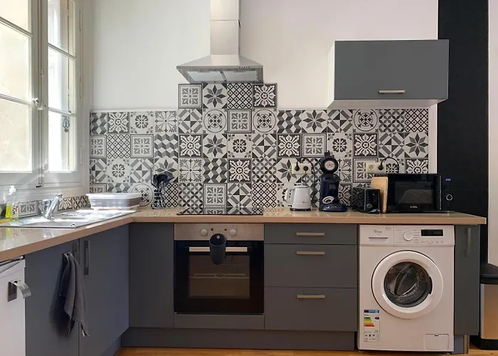 Le Petit Balcon De Verdun - Centre *